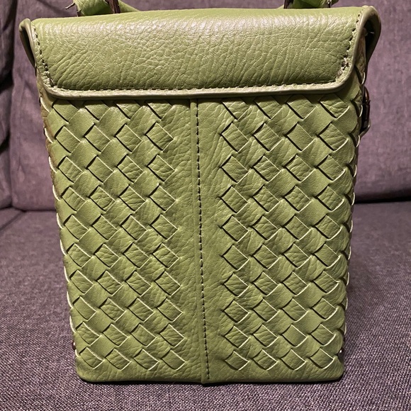 Vivorosa Zuni Bucket Bag! - Picture 5 of 7